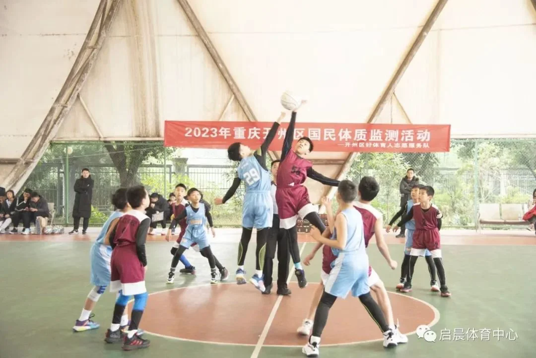 老年篮球爱好者如何练习控卫技巧_0